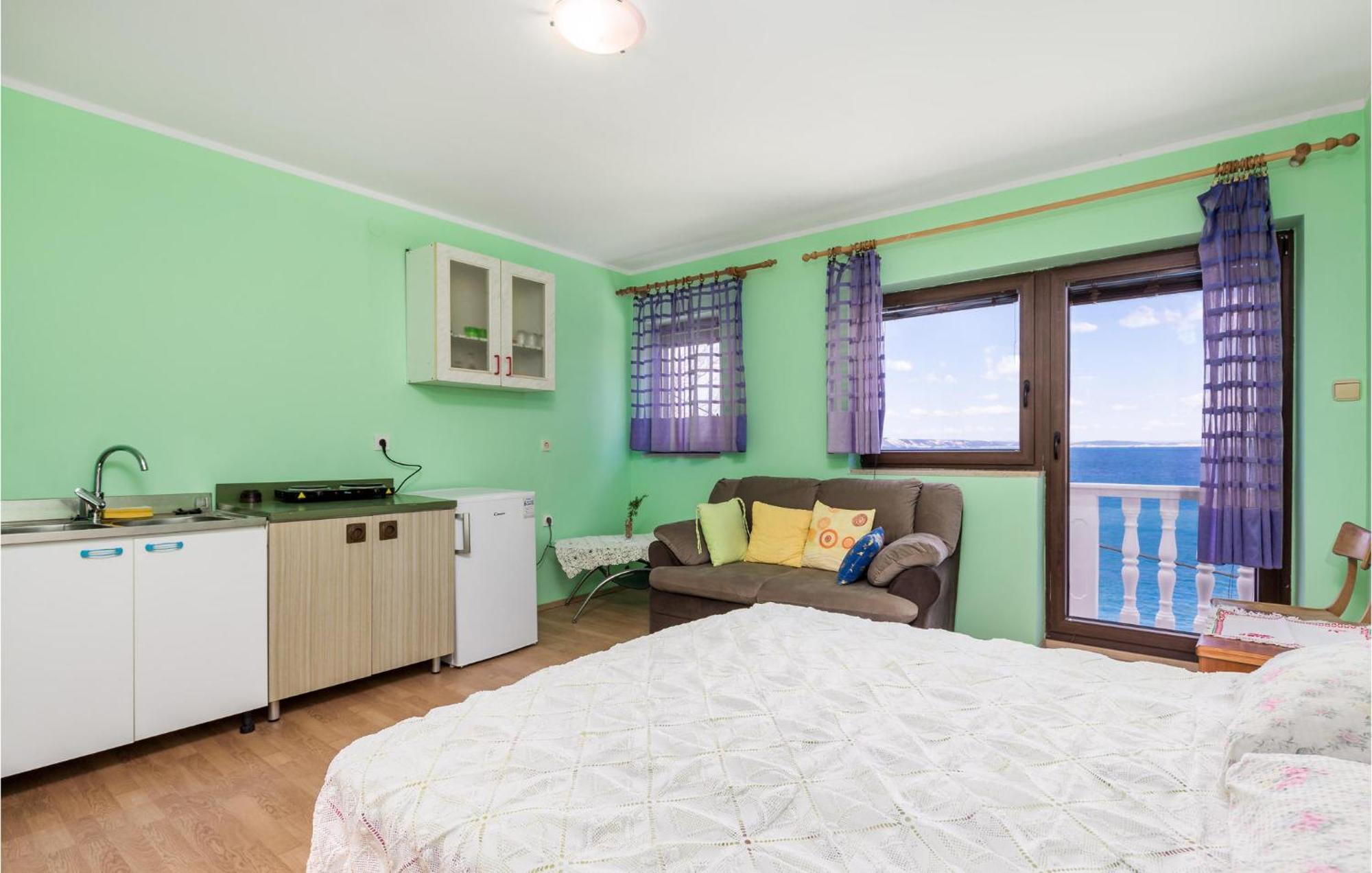 Cozy Apartment In Starigrad With House Sea View Zewnętrze zdjęcie