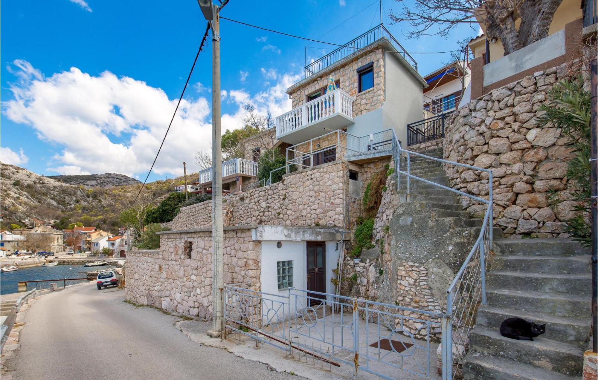 Cozy Apartment In Starigrad With House Sea View Zewnętrze zdjęcie