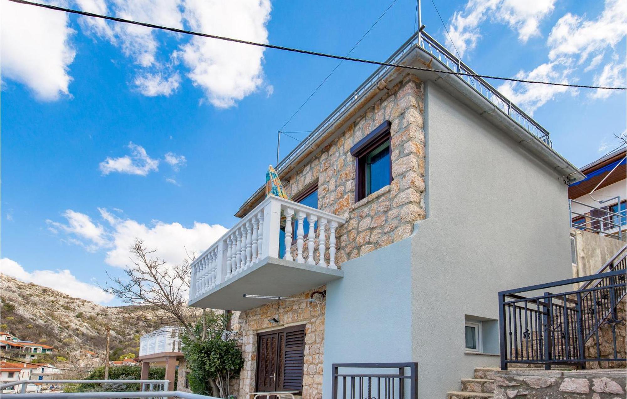 Cozy Apartment In Starigrad With House Sea View Zewnętrze zdjęcie